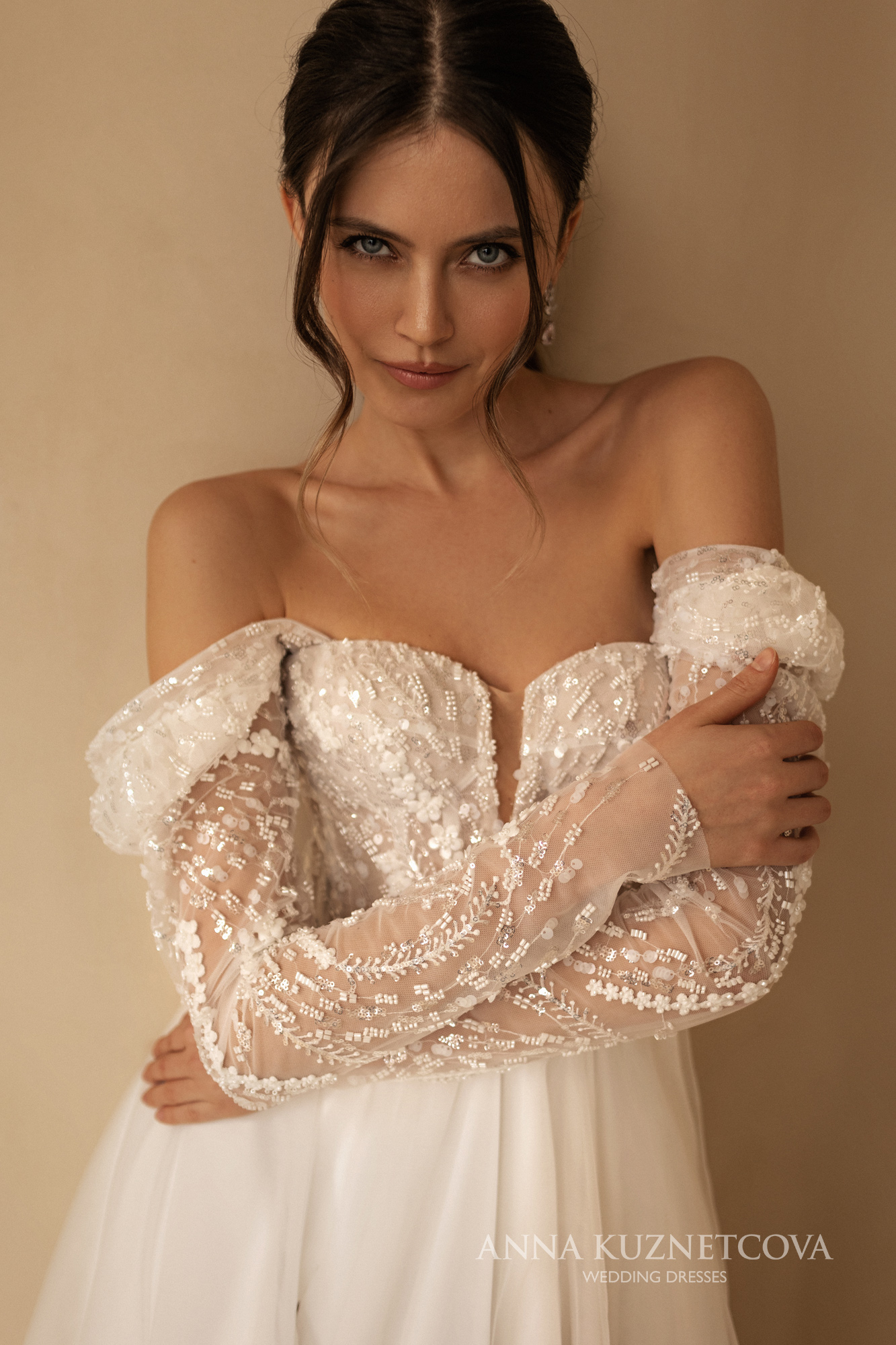 Rhinestone_with_sleeves
